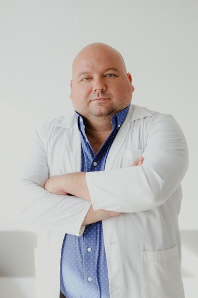 lek. med. Piotr Bernard